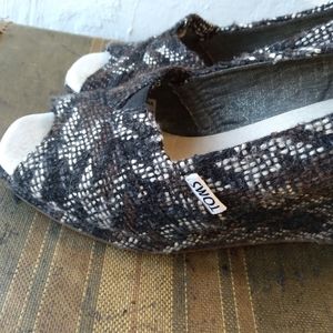 Tom's Peep Toe Wedge Heel